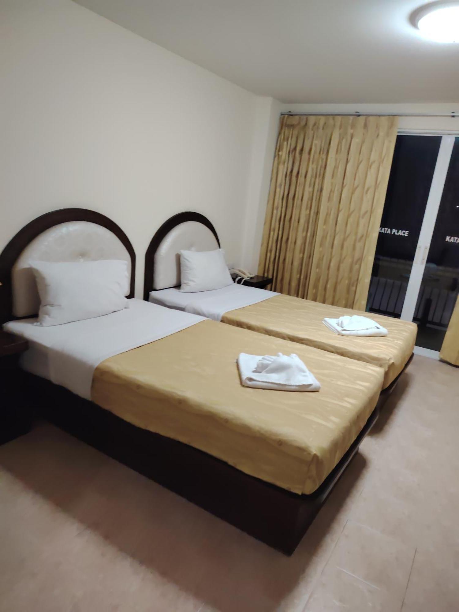 Aram Hotel Kata Beach  Buitenkant foto